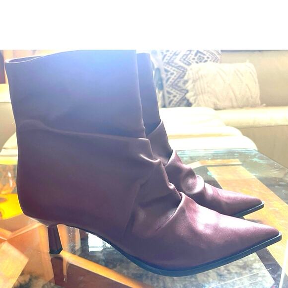 Steve Madden Maxxine bootie kitten heel pointed toe burgundy Sz 7 women’s - Picture 1 of 8